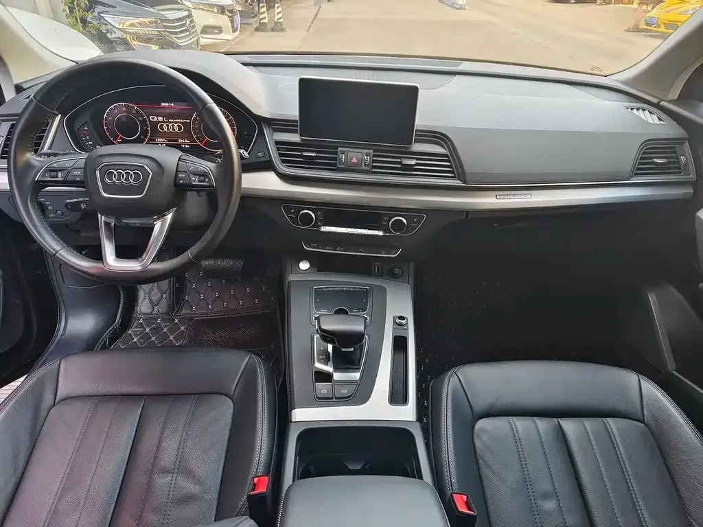Audi Q5L 2021 из CN, фото 9