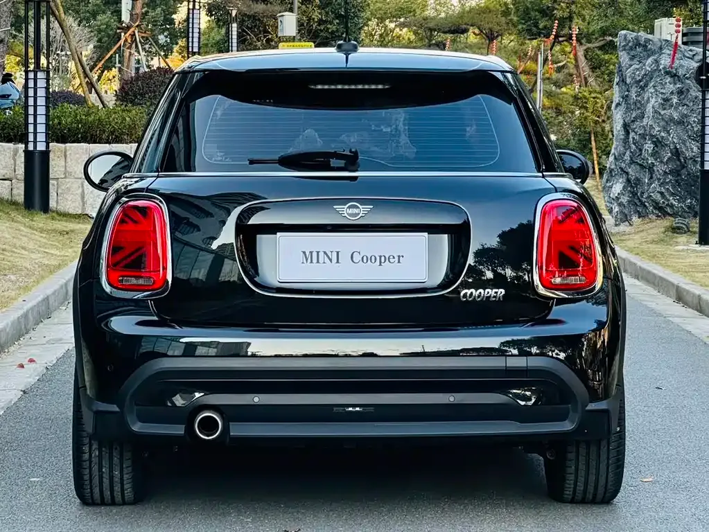 MINI Cooper (3-door) 2023 из CN, фото 6