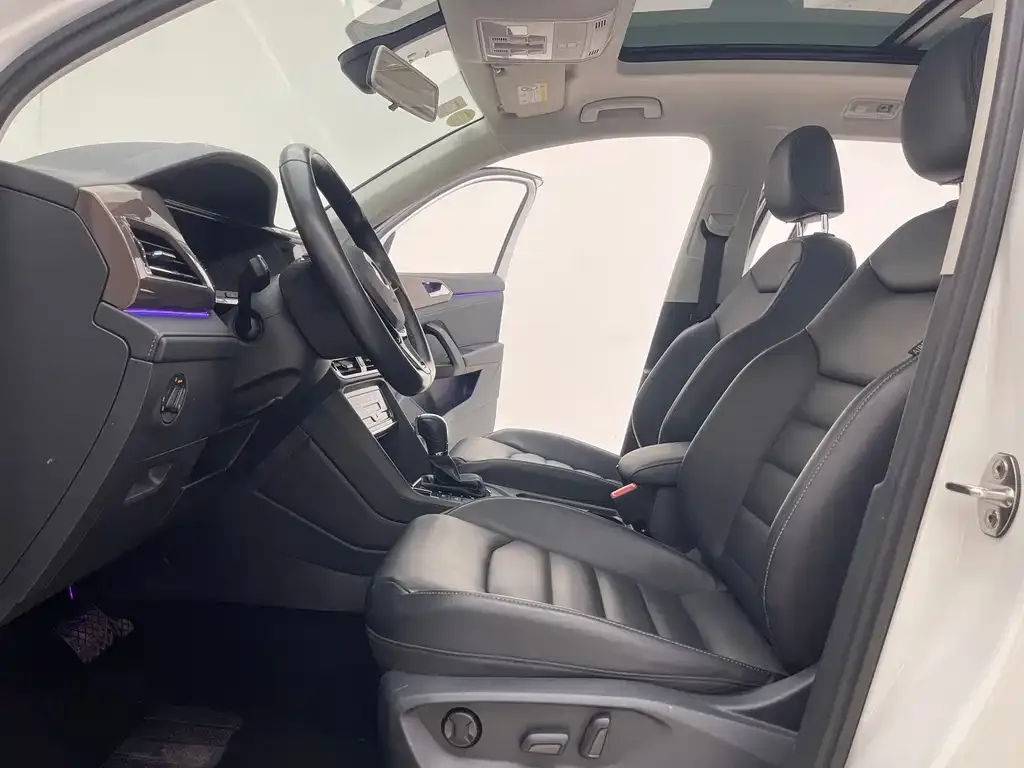 Volkswagen Tharu 2021 из CN, фото 7