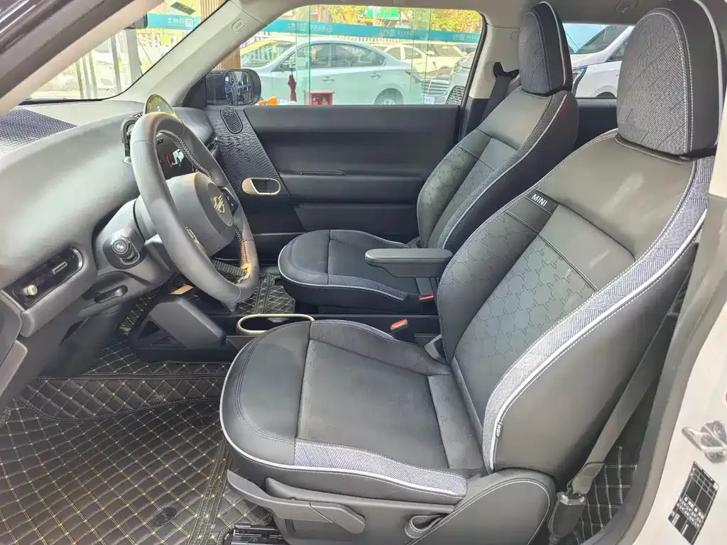 MINI Cooper EV 2025 из CN, фото 3
