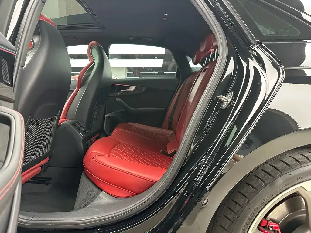 Audi S4 2023 из CN, фото 6