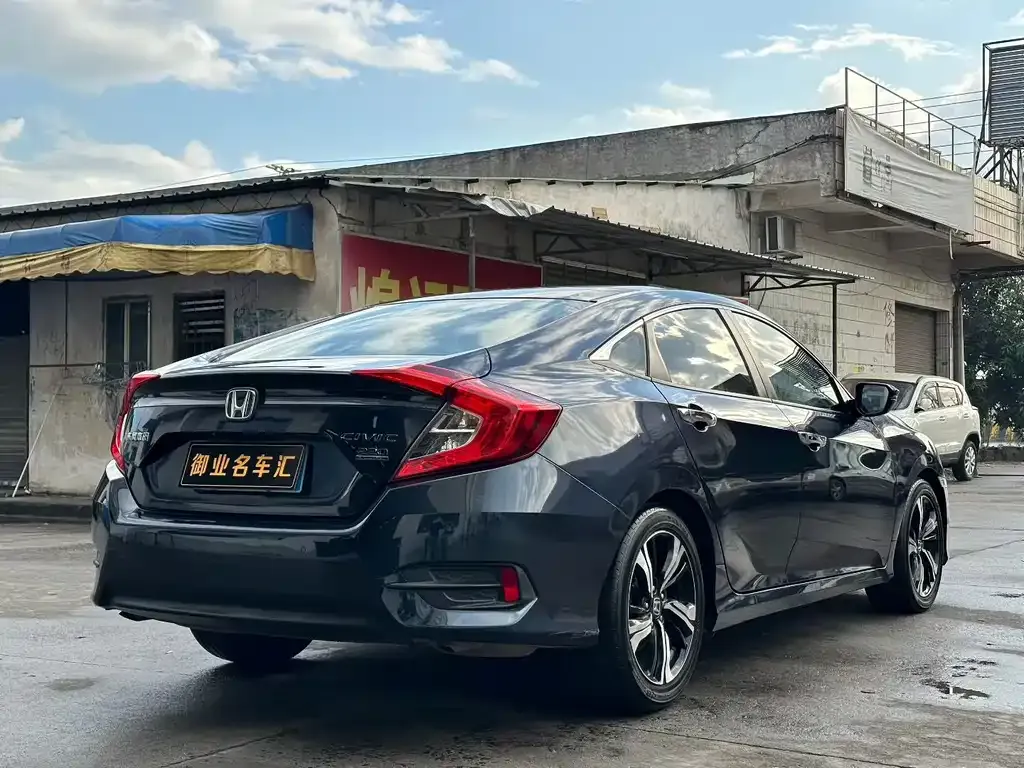 Honda Civic 2021 из CN, фото 4