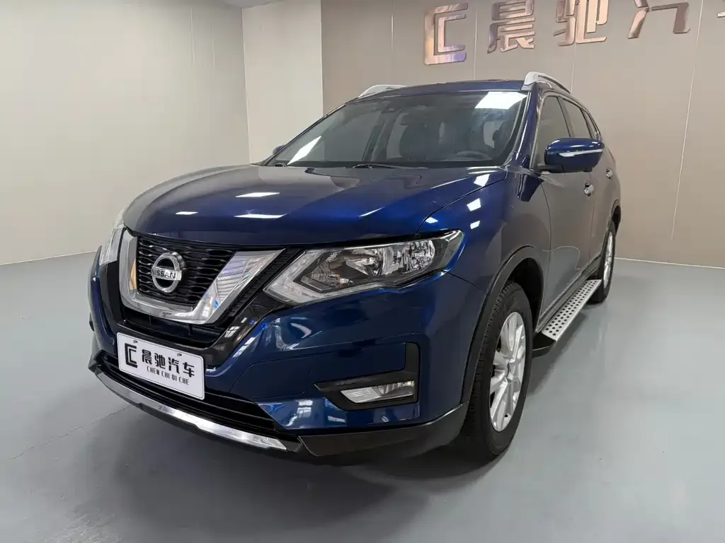 Nissan X-Trail 2021 из CN, фото 1