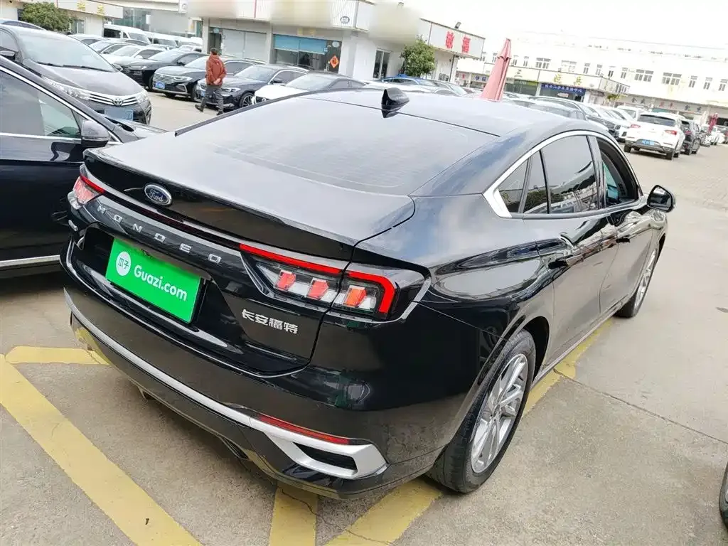 Ford Mondeo 2022 из CN, фото 7