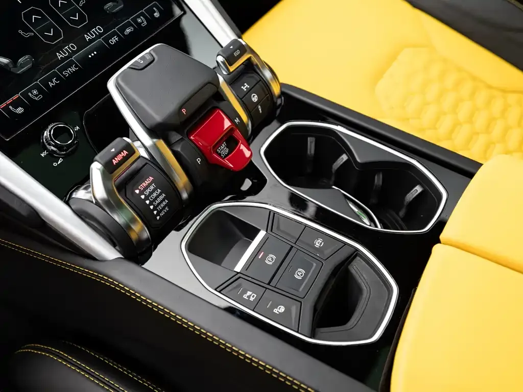 Lamborghini Urus 2022 из CN, фото 7