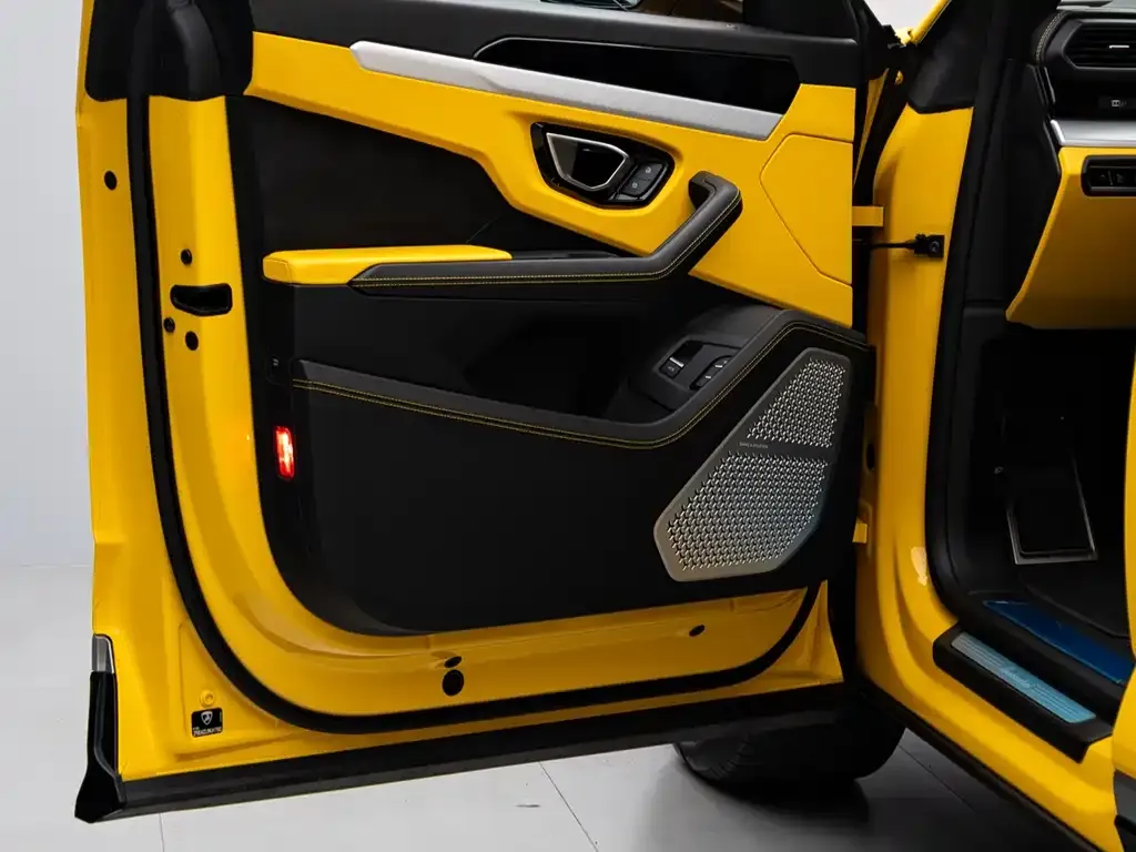 Lamborghini Urus 2022 из CN, фото 9