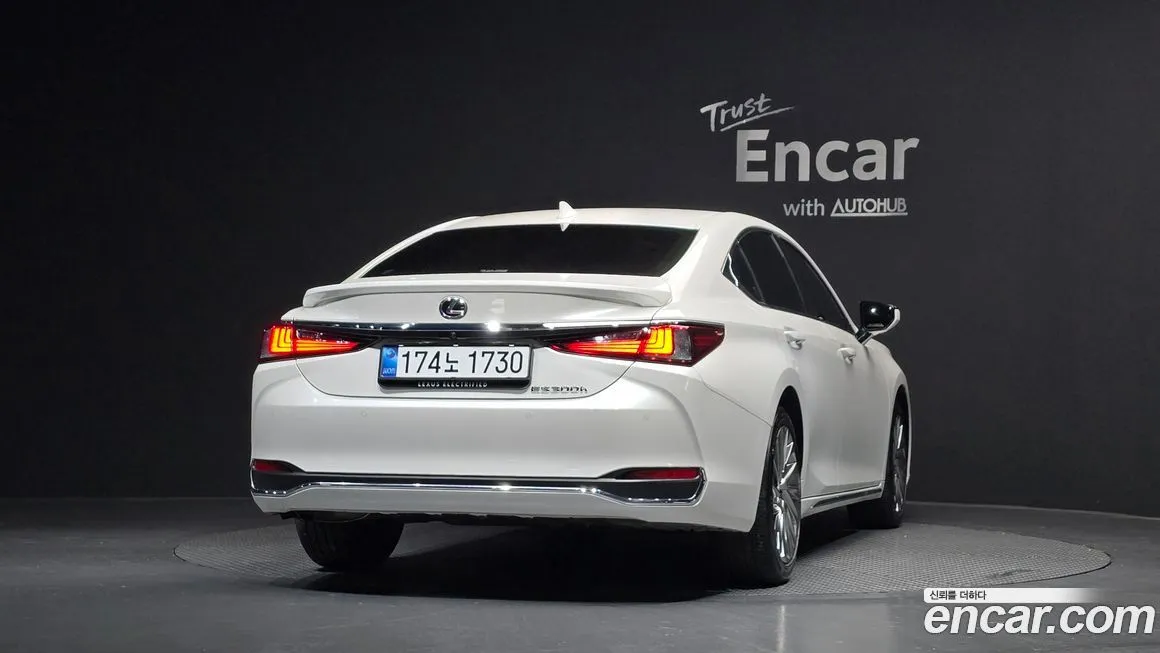 Lexus ES 2026 из KR, фото 5