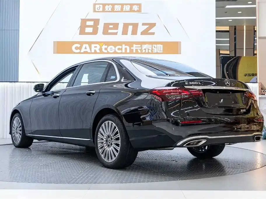 Mercedes-Benz E-Class 2023 из CN, фото 3