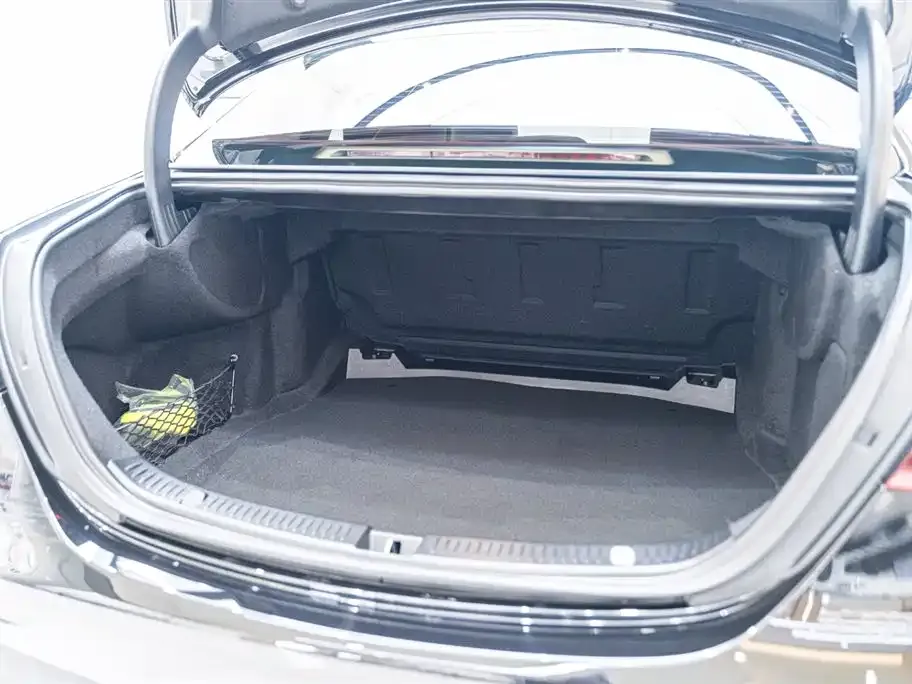 Mercedes-Benz E-Class 2023 из CN, фото 2