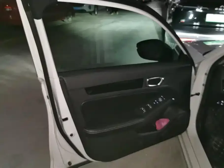 Honda Civic 2022 из CN, фото 5