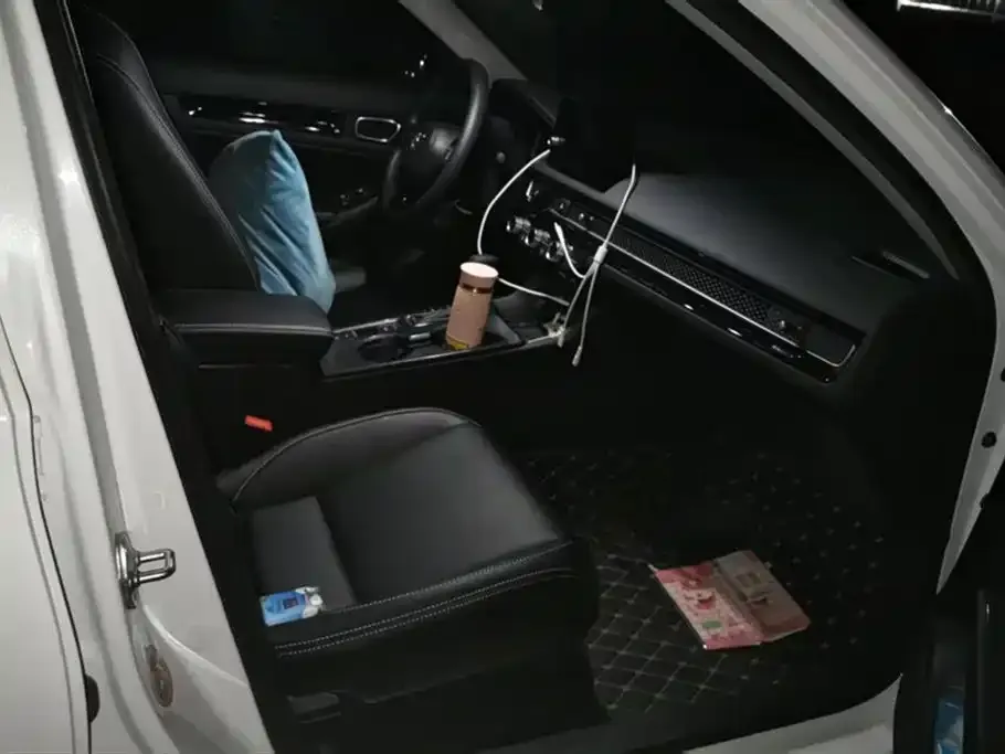 Honda Civic 2022 из CN, фото 2