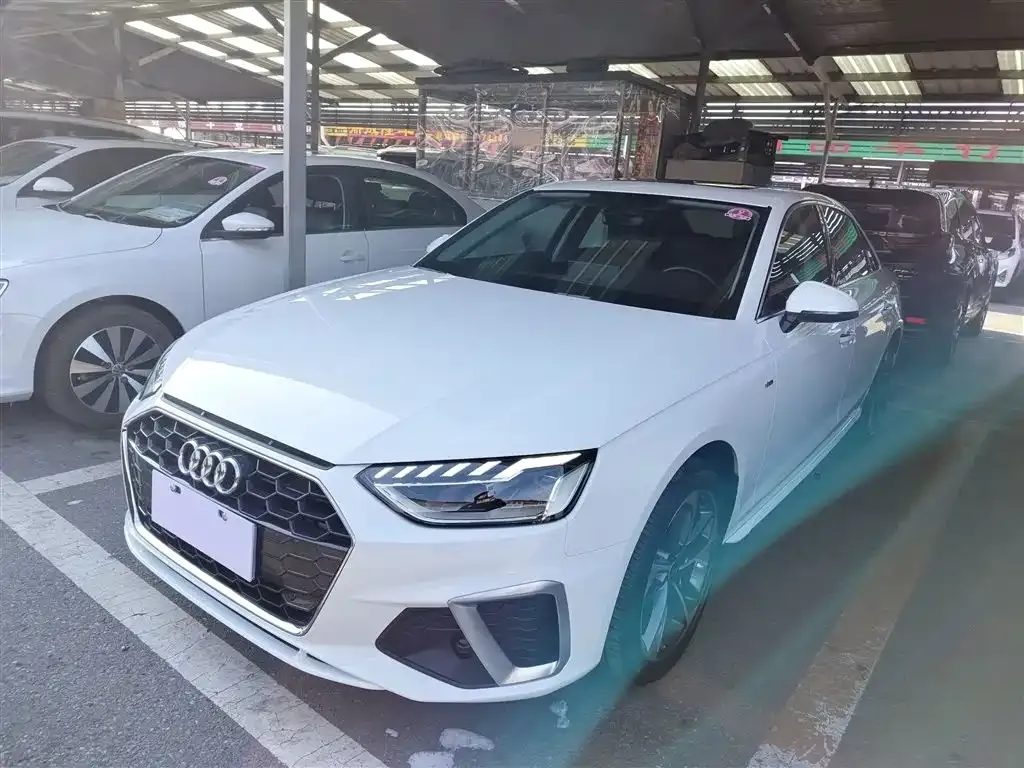 Audi A4L 2023 из CN, фото 10