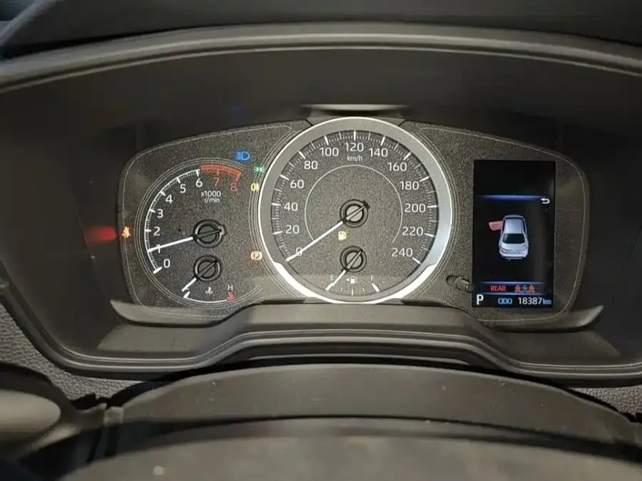 Toyota Levin 2024 из CN, фото 8
