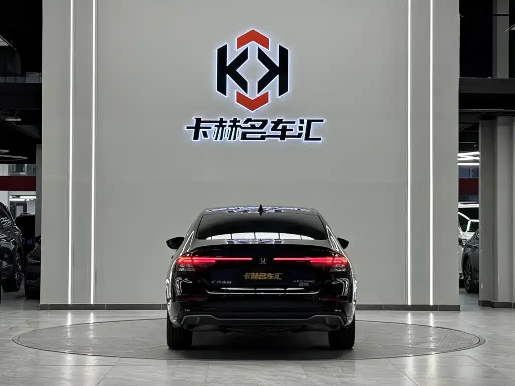 Honda Accord 2024 из CN, фото 2