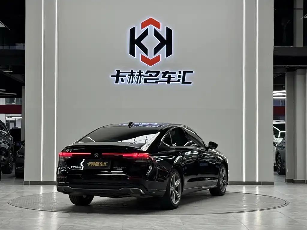 Honda Accord 2024 из CN, фото 6