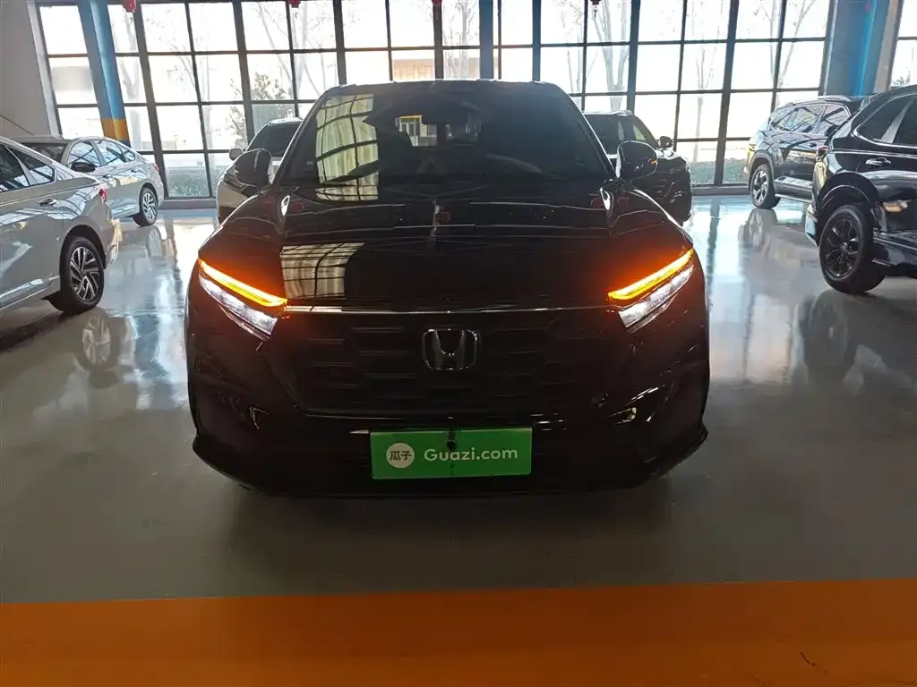 Honda CR-V 2024 из CN, фото 2