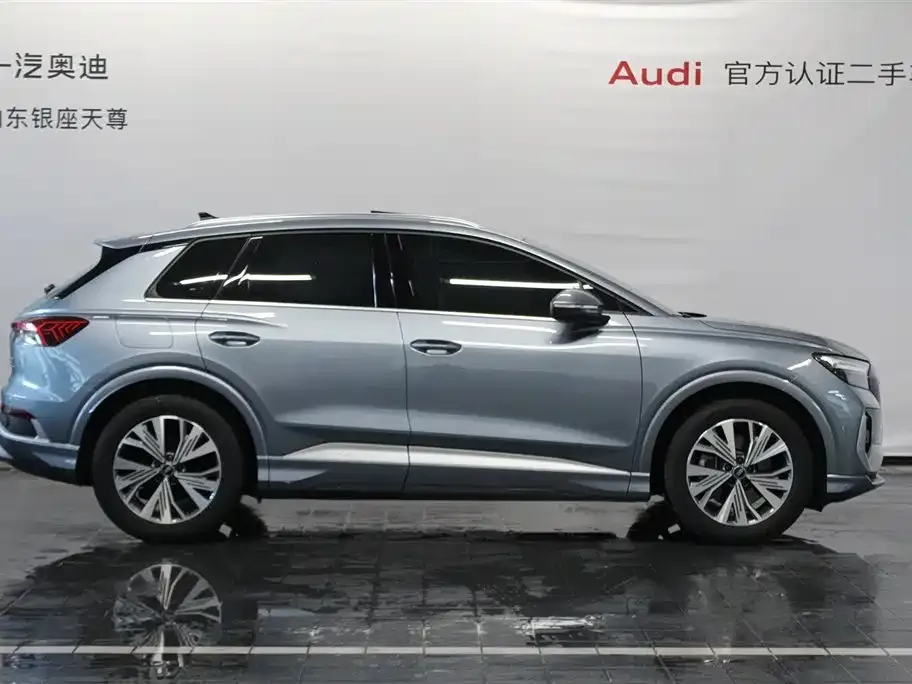 Audi Q4 e-tron — фото 4