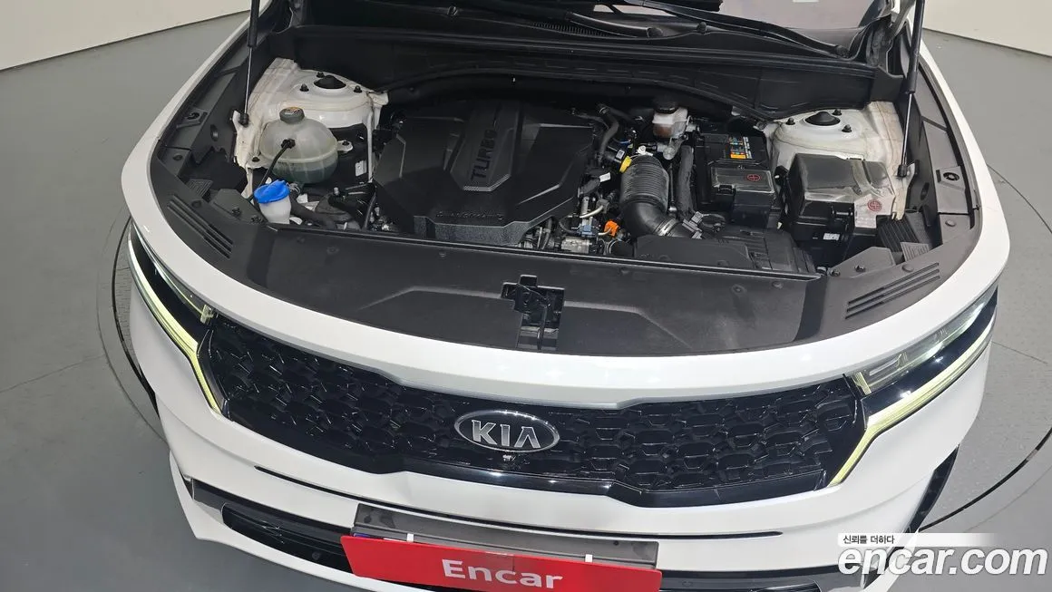 Kia Sorento — фото 9