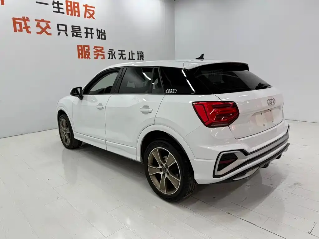 Audi Q2L 2021 из CN, фото 6