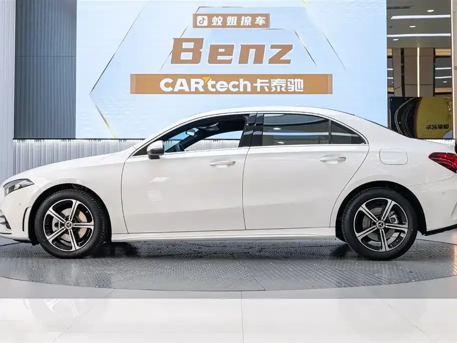 Mercedes-Benz A-Class 2023 из CN, фото 8