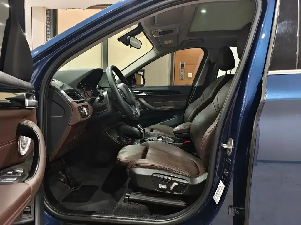 BMW X1 2021 из CN, фото 7