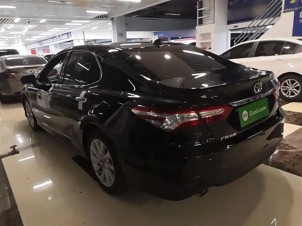 Toyota Camry 2021 из CN, фото 8