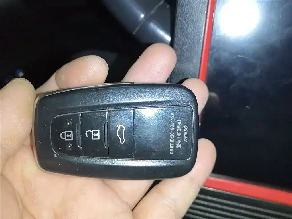 Toyota Camry 2021 из CN, фото 9