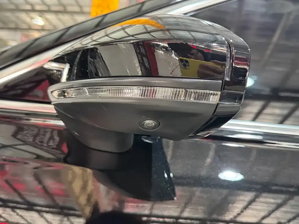 Audi A6L 2023 из CN, фото 2
