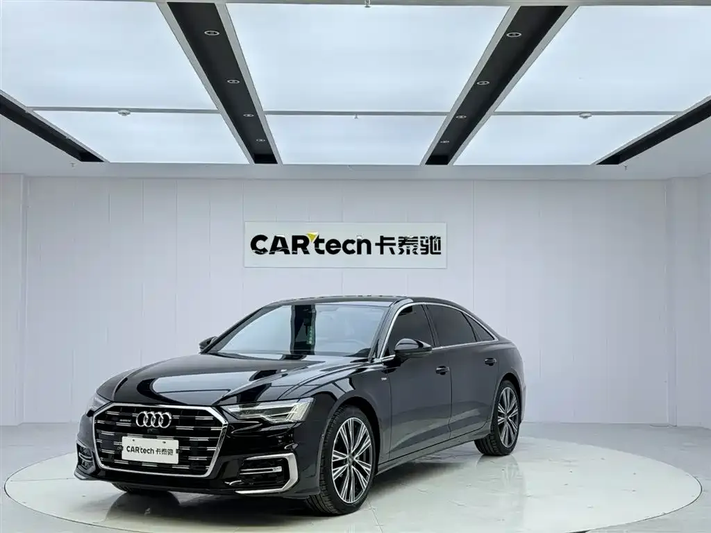 Audi A6L — фото 1