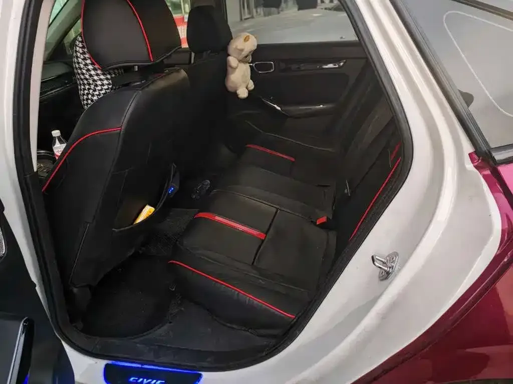 Honda Civic — фото 4