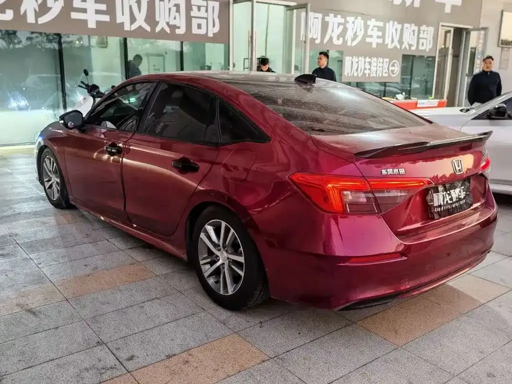 Honda Civic — фото 3