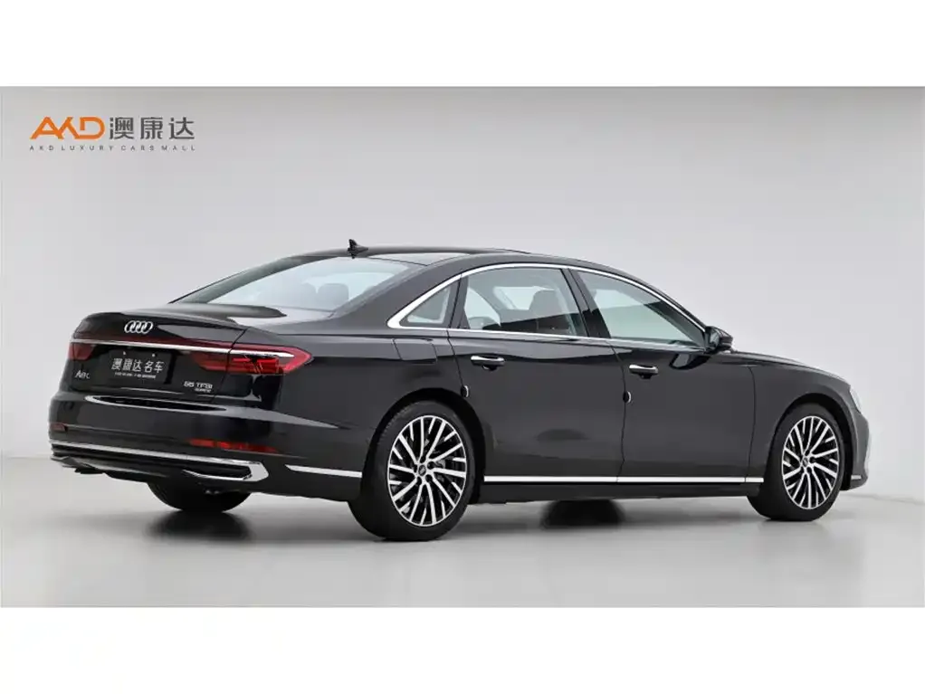 Audi A8 — фото 8