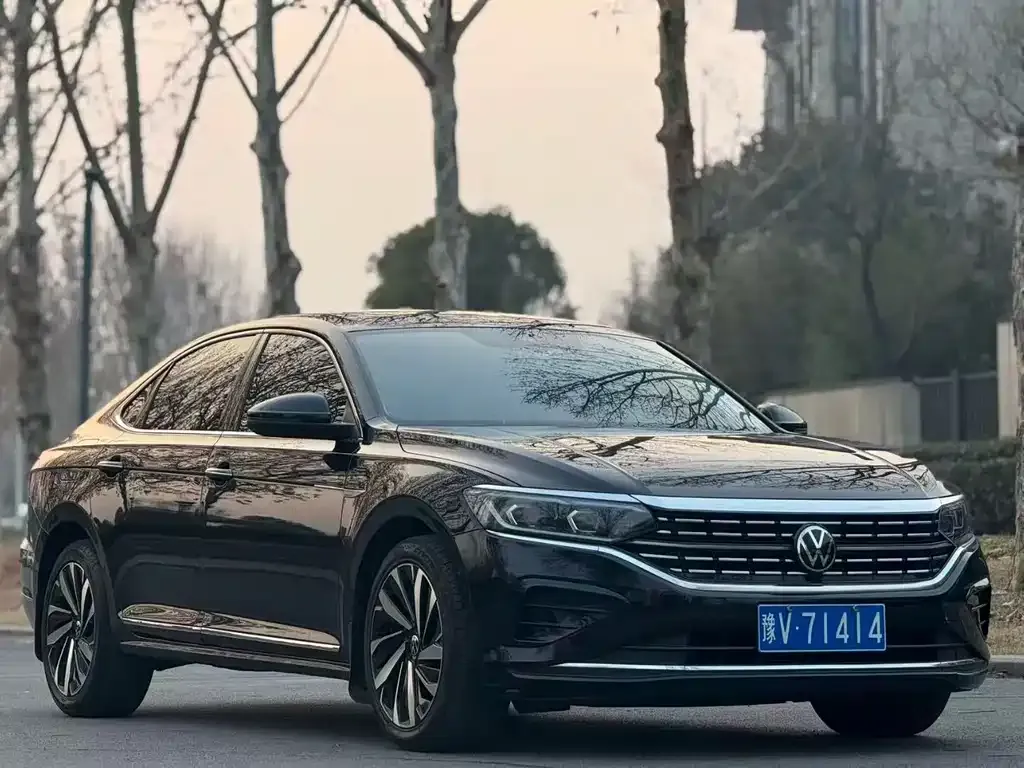 Volkswagen Passat — фото 5