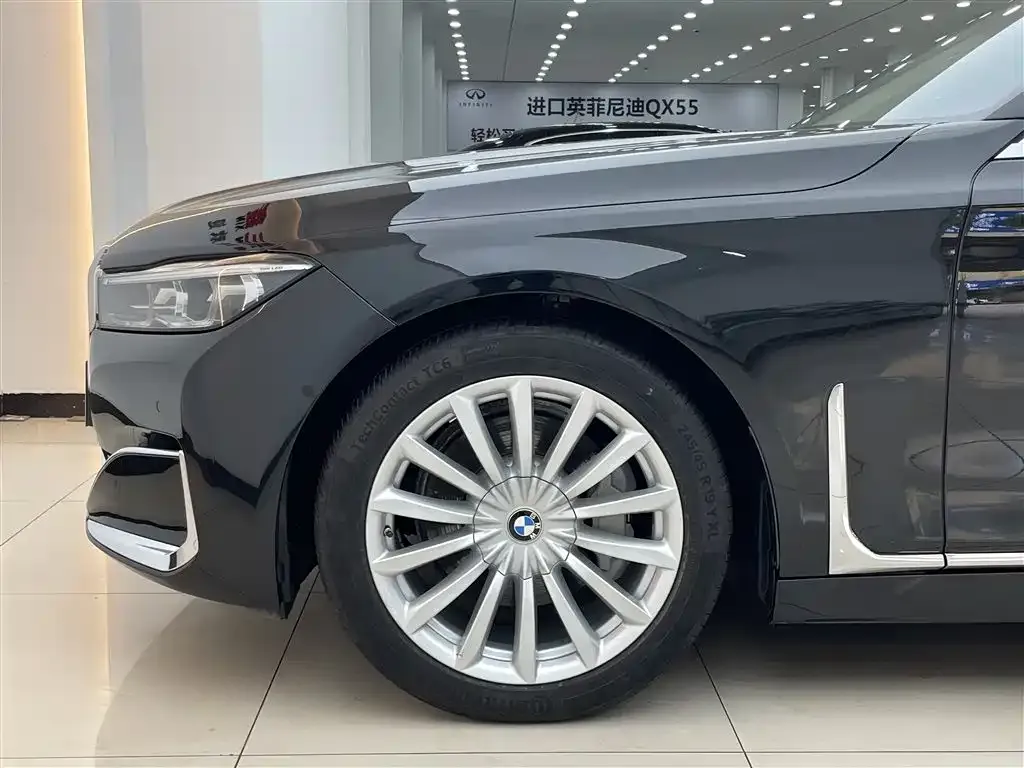 BMW 7 Series 2022 из CN, фото 6
