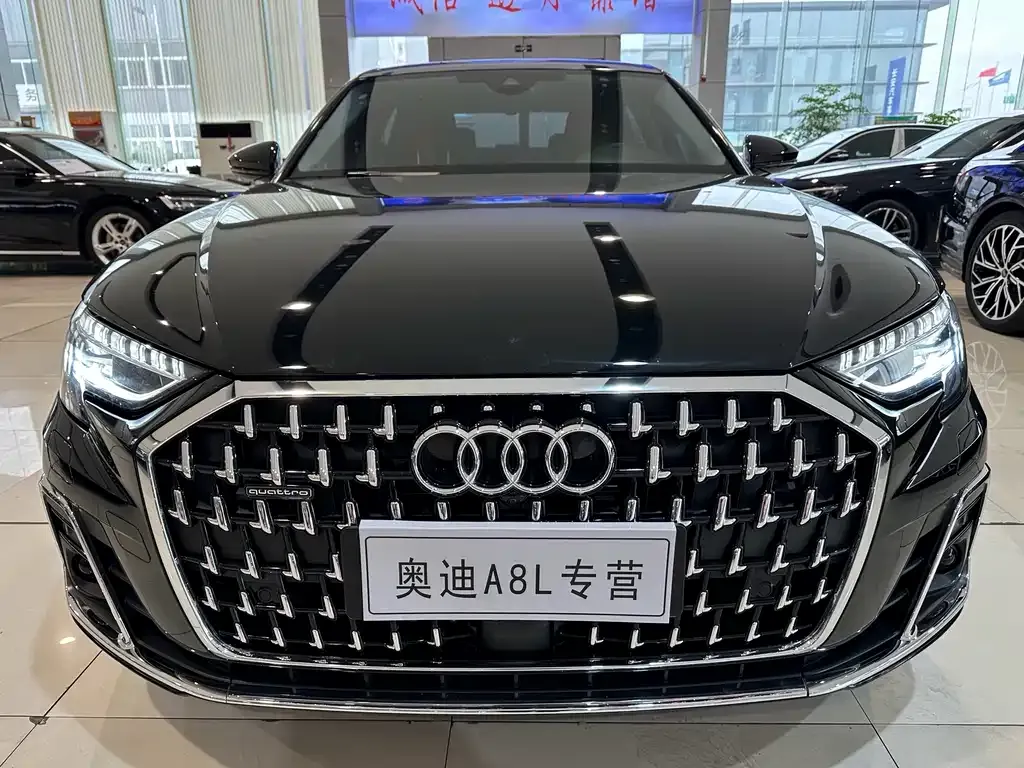 Audi A8 2024 из CN, фото 9