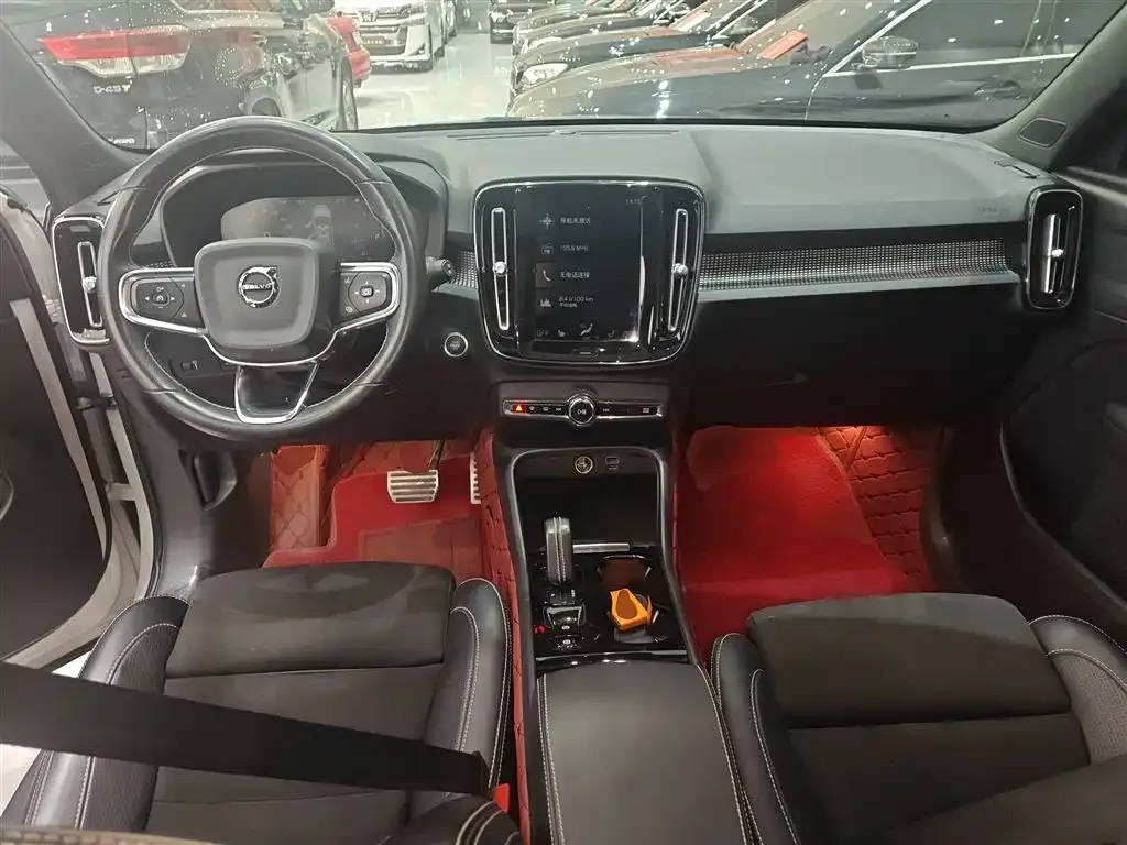 Volvo XC40 2021 из CN, фото 10
