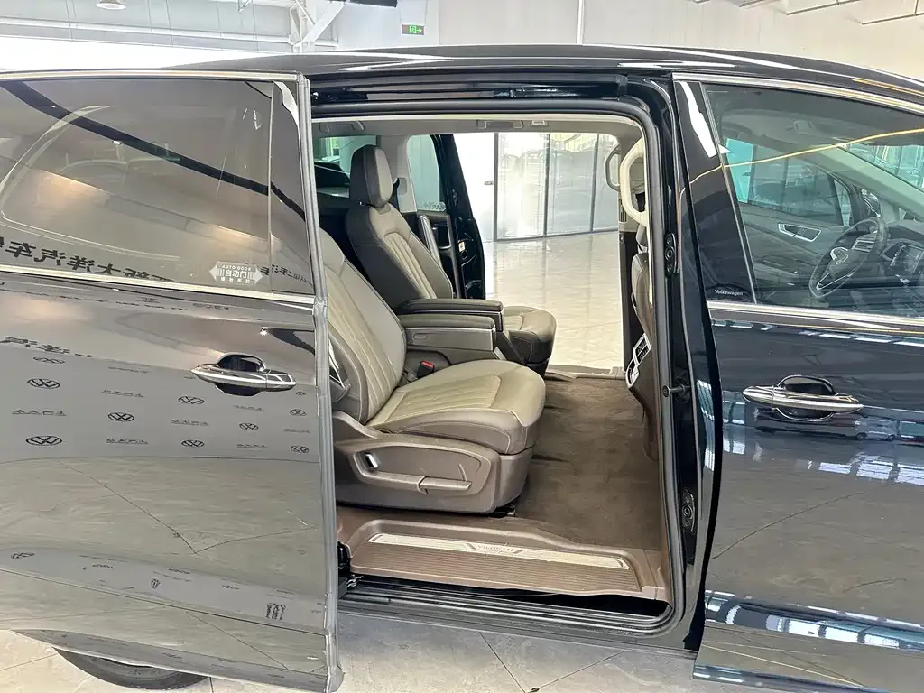 Volkswagen Viloran 2023 из CN, фото 6