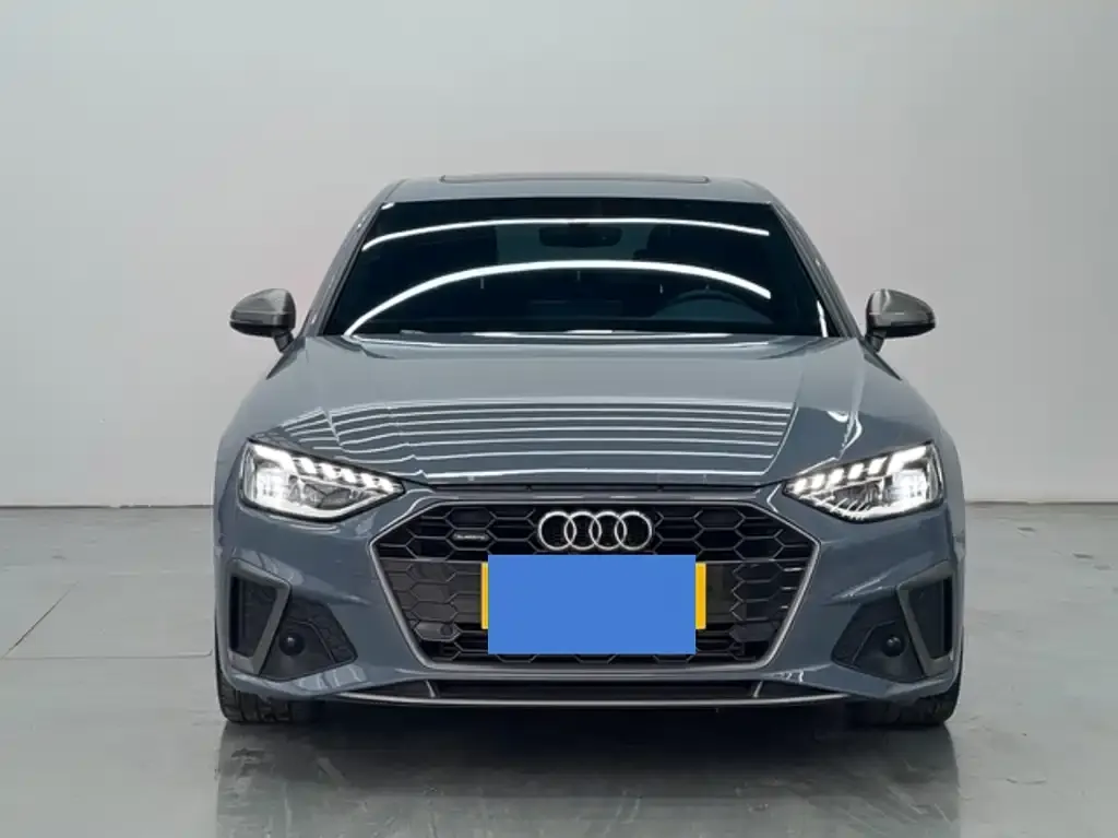 Audi A4L 2022 из CN, фото 2