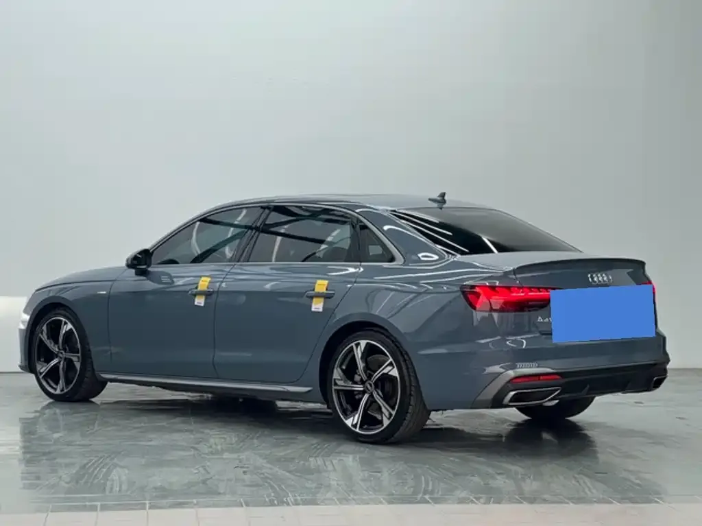 Audi A4L 2022 из CN, фото 8