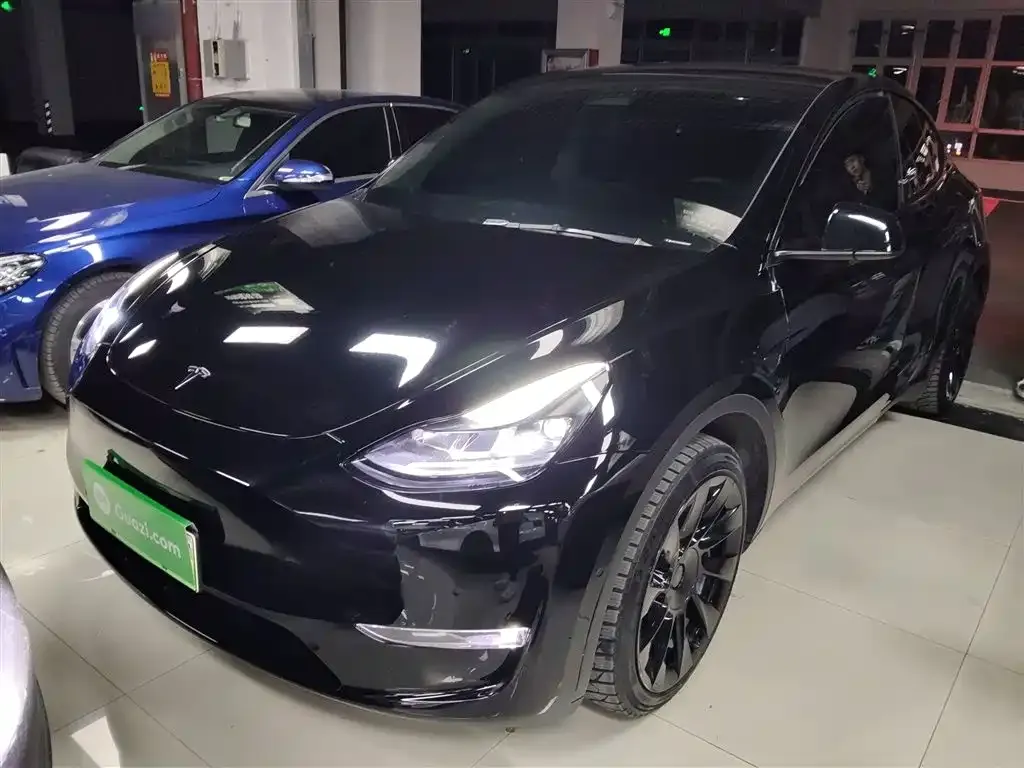 Tesla Model Y 2023 из CN, фото 1