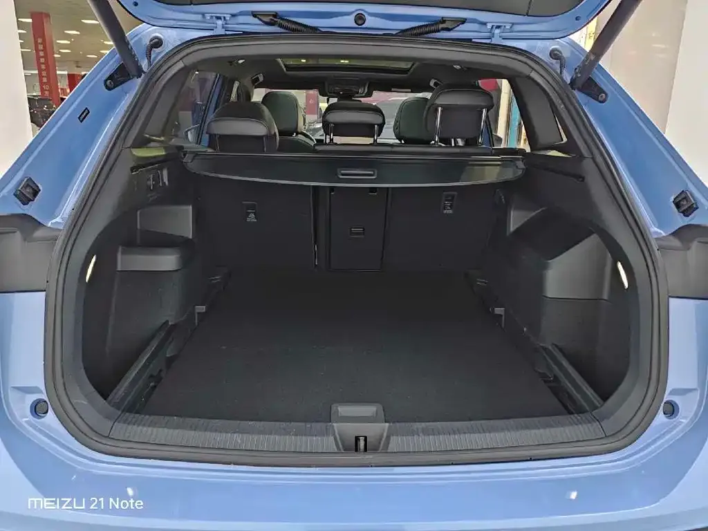 Volkswagen Tiguan L 2024 из CN, фото 9