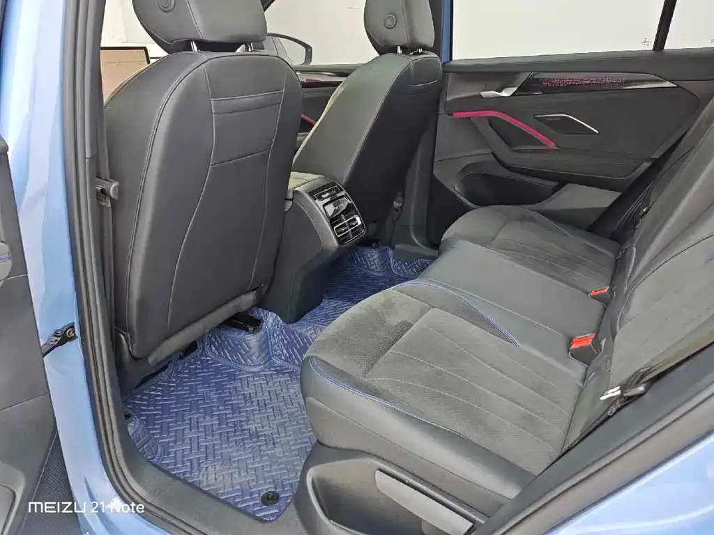 Volkswagen Tiguan L 2024 из CN, фото 6