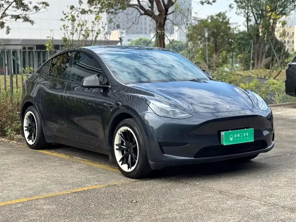 Tesla Model Y 2024 из CN, фото 10