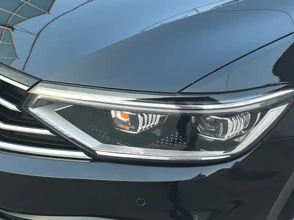 Volkswagen Magotan GTE PHEV 2023 из CN, фото 8