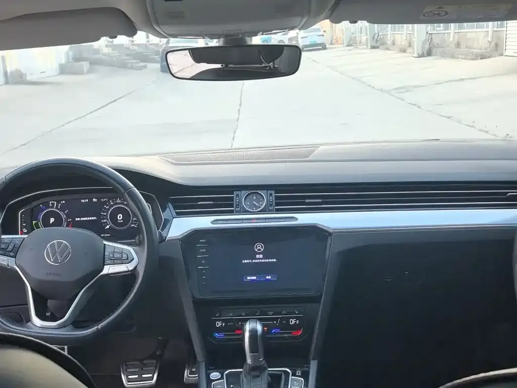 Volkswagen Magotan GTE PHEV 2023 из CN, фото 3