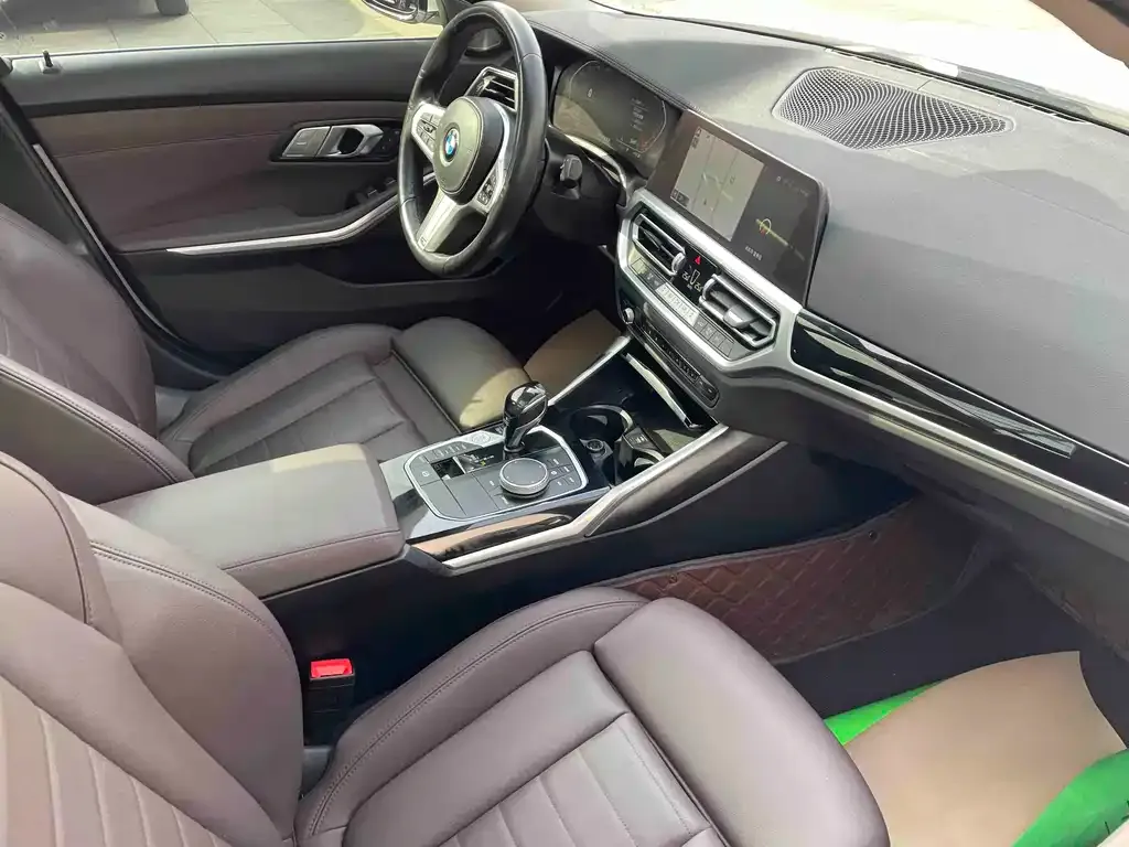 BMW 3 Series 2021 из CN, фото 5