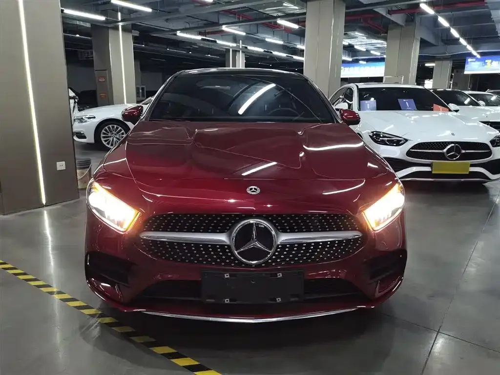 Mercedes-Benz A-Class 2023 из CN, фото 2
