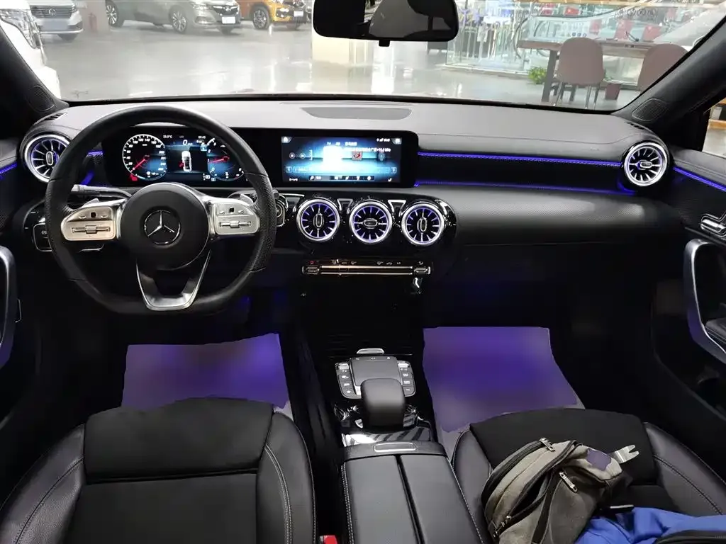 Mercedes-Benz A-Class 2023 из CN, фото 8