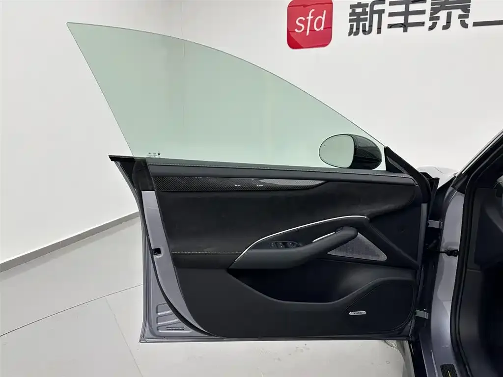 Xiaomi SU7 Ultra 2025 из CN, фото 8