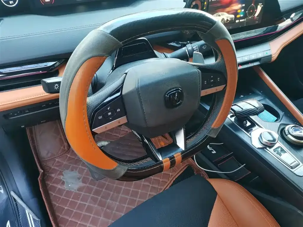 Changan UNI-V 2024 из CN, фото 9